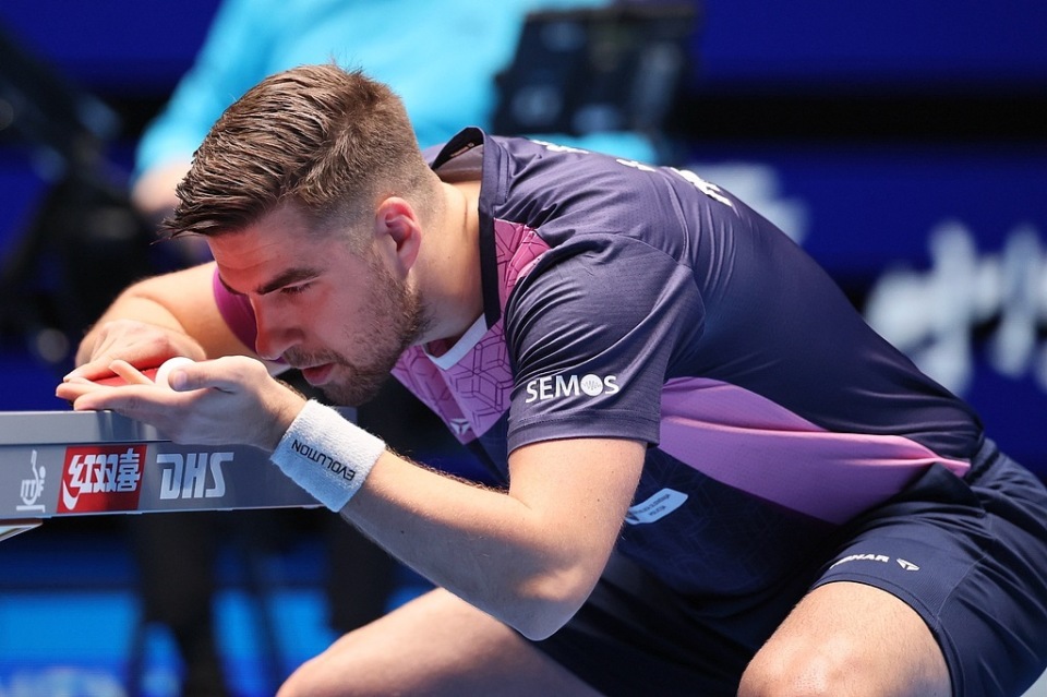 而柯林斯的 而柯林斯的