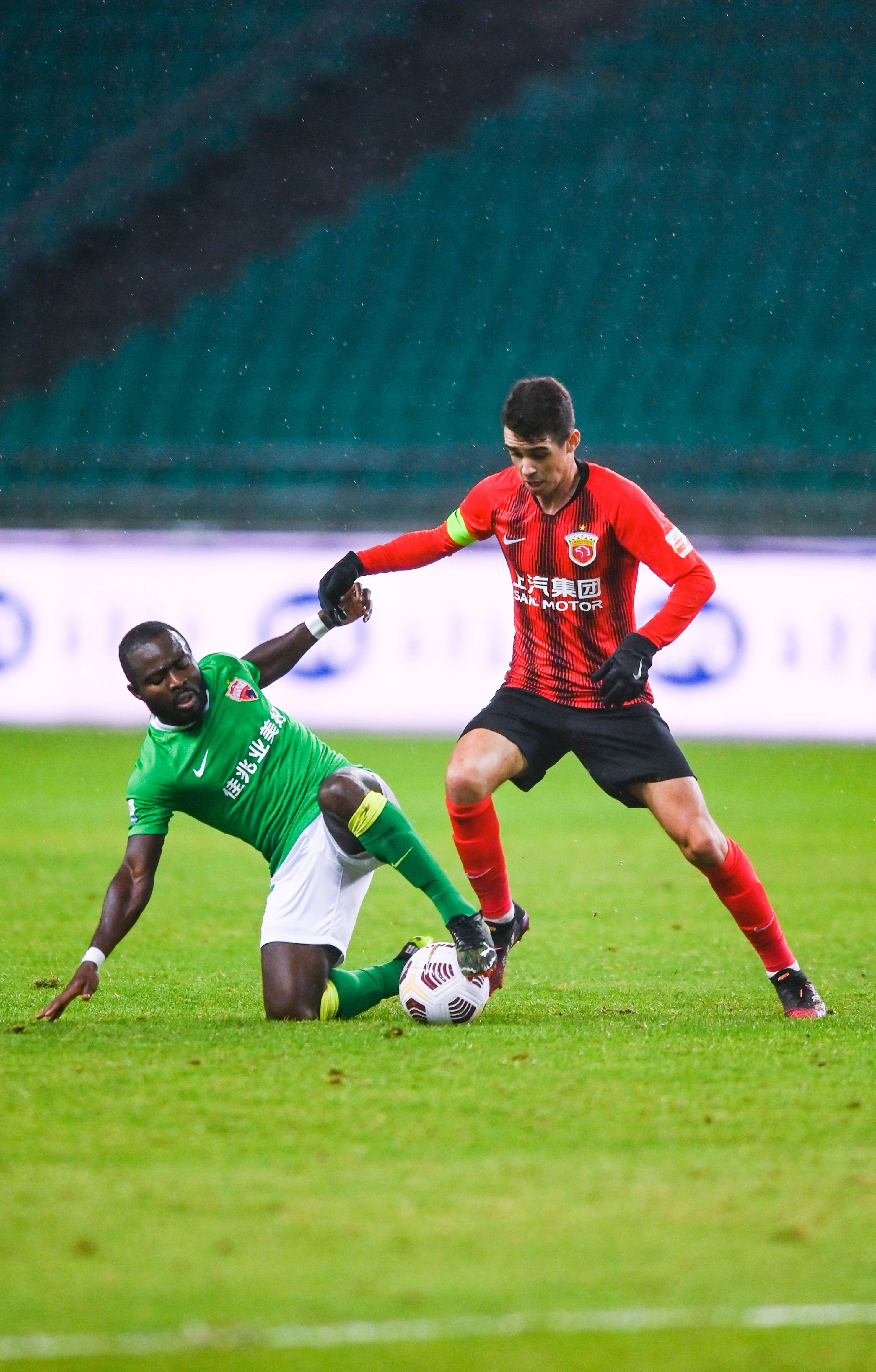 足球评论节 足球评论节