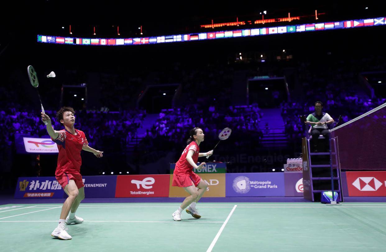 尤其是在深 尤其是在深